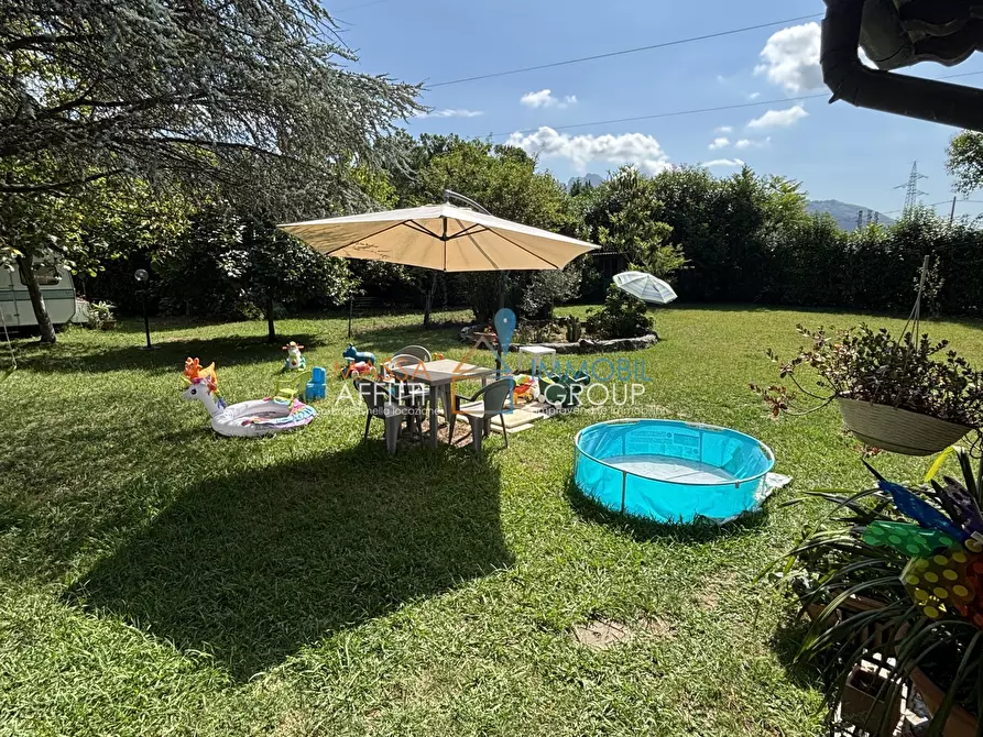 Immagine 5 di Villa in vendita  in Via Romana 2 a Pietrasanta