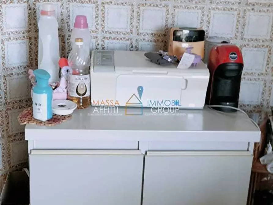 Immagine 2 di Bilocale in vendita  in Via Pietrasanta 65 a Massa