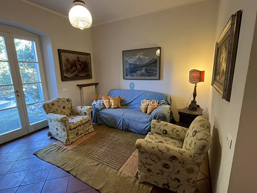 Immagine 1 di Pentalocale in affitto  in Via Godola 28/A a Massa