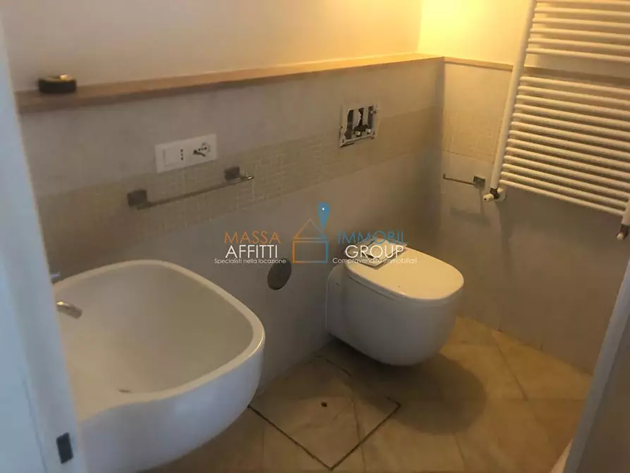 Immagine 18 di Villetta a schiera in affitto  in Viale della Repubblica 41 a Massa