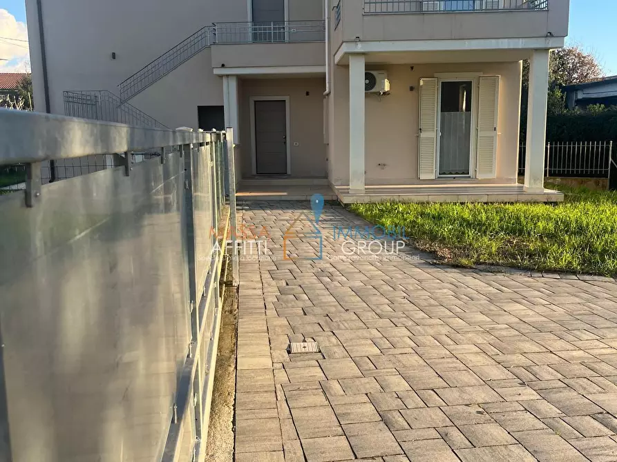 Immagine 10 di Trilocale in affitto  in Via Bordigona 21 a Massa