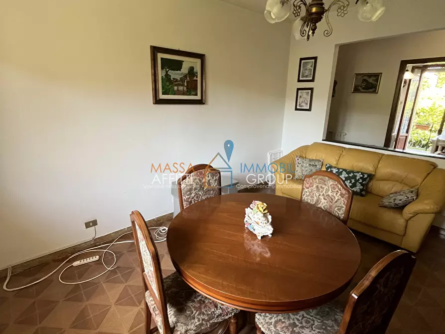 Immagine 5 di Quadrilocale in vendita  in Via Arezzo 94 a Massa