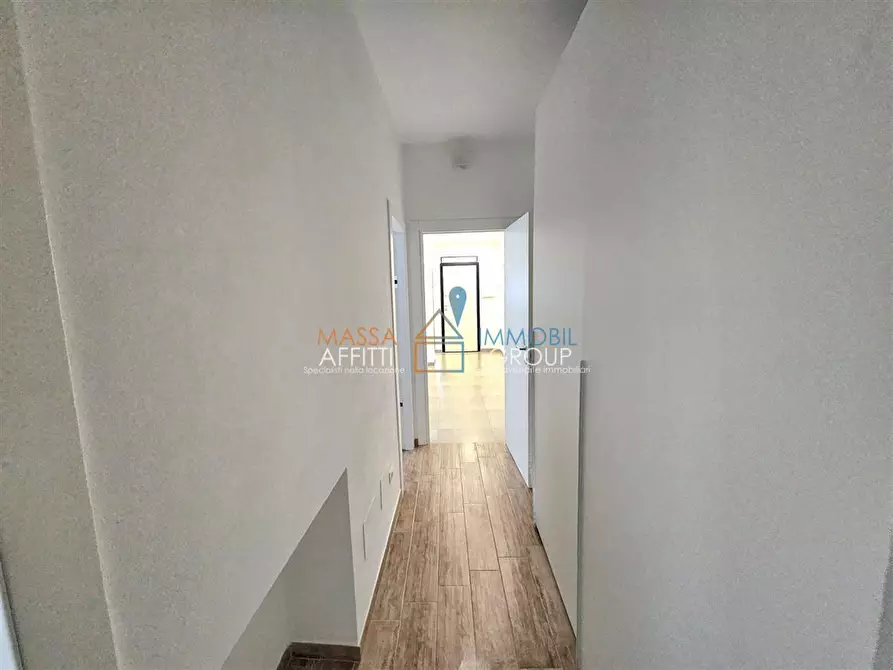 Immagine 13 di Quadrilocale in vendita  in Via Bassagrande 31 a Carrara