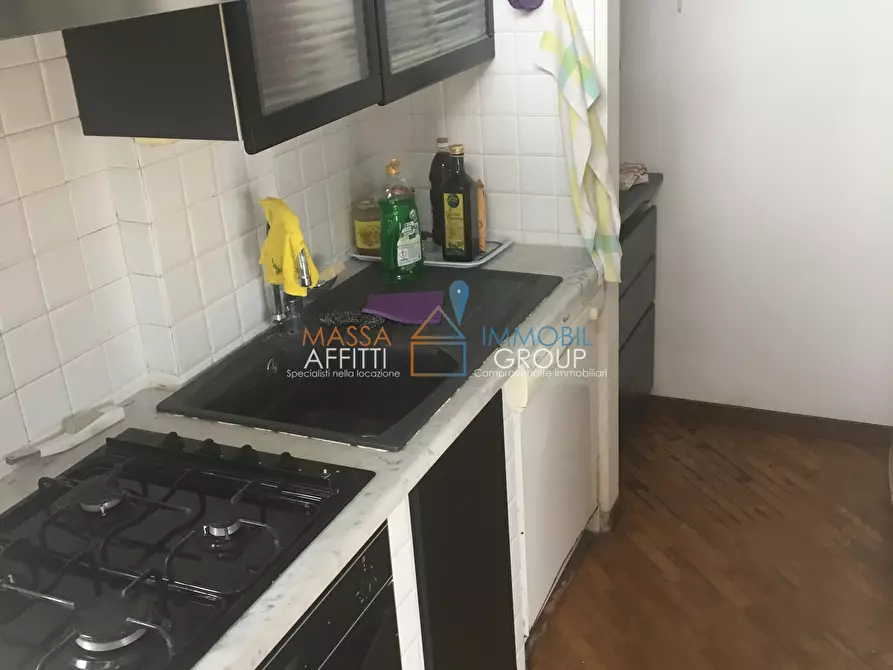 Immagine 4 di Pentalocale in vendita  in Via Eugenio chiesa 17 a Massa