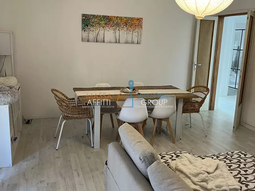 Immagine 3 di Porzione di casa in vendita  in Via Trieste 12 a Carrara