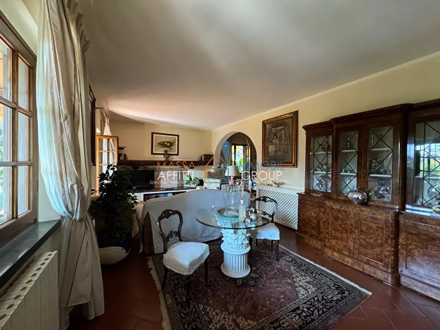 Immagine 5 di Villa in vendita  in via Rosseti e Bandini 55 a Forte Dei Marmi