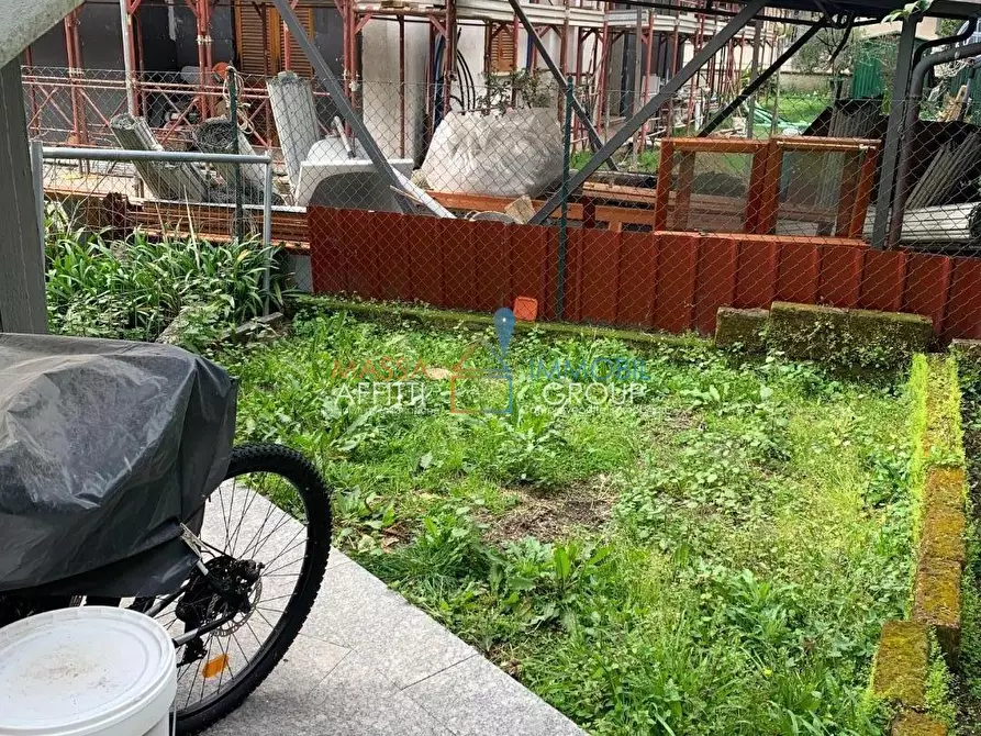 Immagine 17 di Appartamento in vendita  in Viale Stazione 61 a Massa