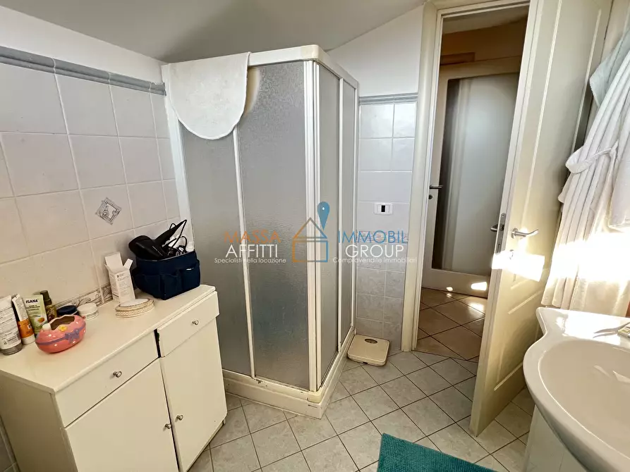 Immagine 53 di Pentalocale in vendita  in Via Flavio Torello Baracchini 29 a Massa