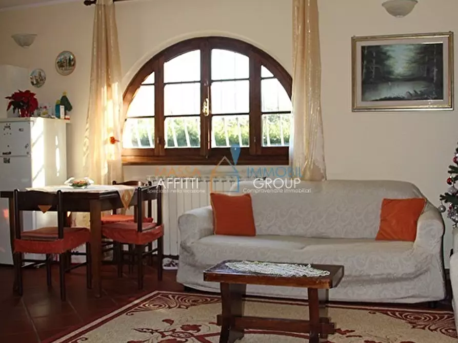 Immagine 7 di Villa in vendita  in Via Romana 2 a Pietrasanta