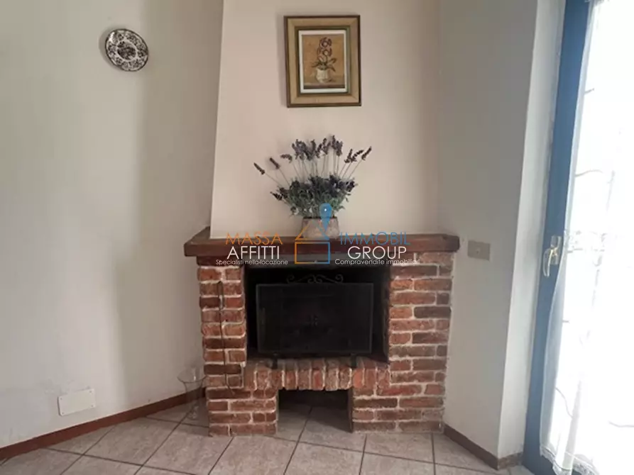 Immagine 11 di Porzione di casa in vendita  in Via Celia 1 a Massa
