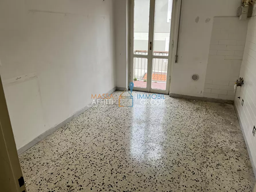 Immagine 3 di Quadrilocale in vendita  in Via Felice Cavallotti 8 a Carrara