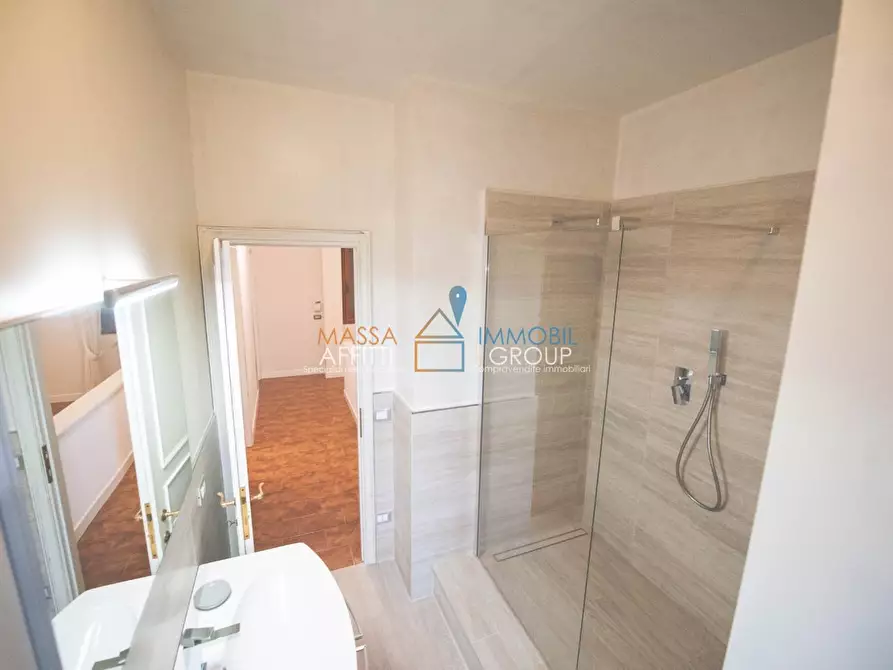 Immagine 25 di Villa in vendita  in Via Donatello 18B a Forte Dei Marmi