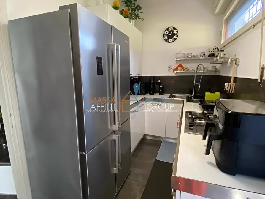 Immagine 30 di Porzione di casa in vendita  in Via del Conte 30 a Montignoso