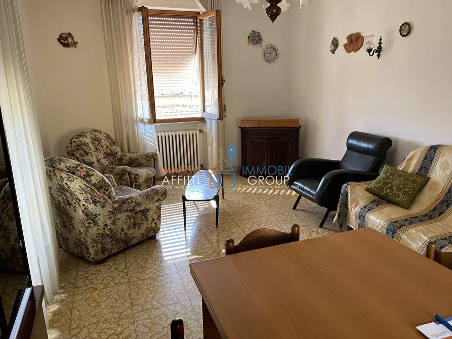 Immagine 2 di Pentalocale in vendita  in Via Francesco Lemmi 4 a Massa