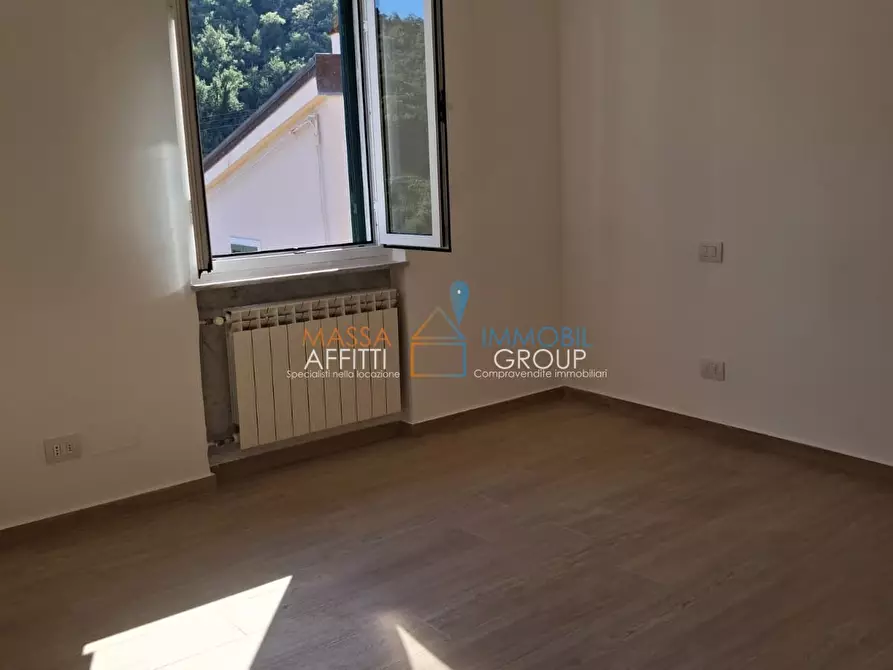 Immagine 5 di Bilocale in vendita  in Via Carlo Cafiero 22 a Carrara