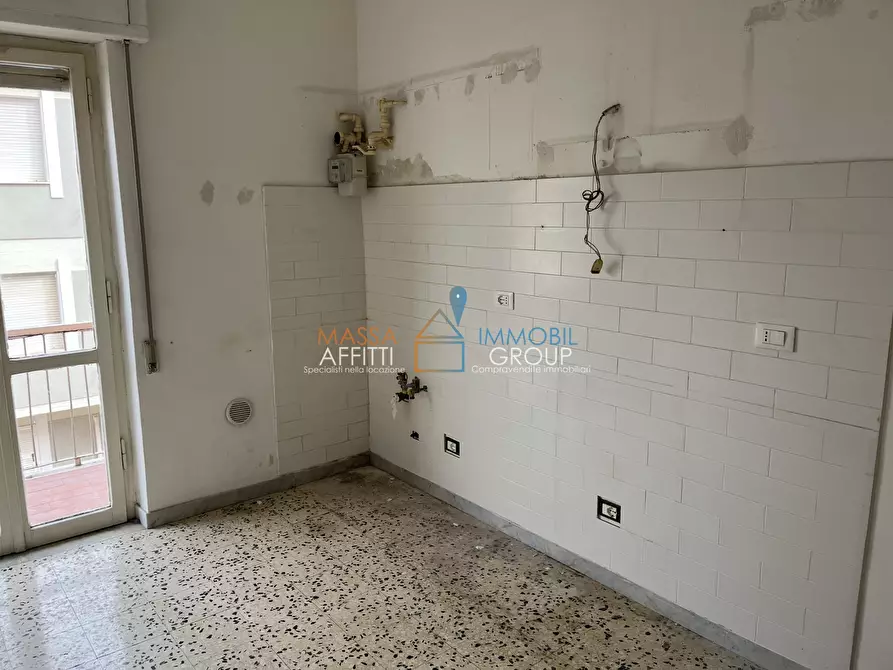 Immagine 4 di Quadrilocale in vendita  in Via Felice Cavallotti 8 a Carrara