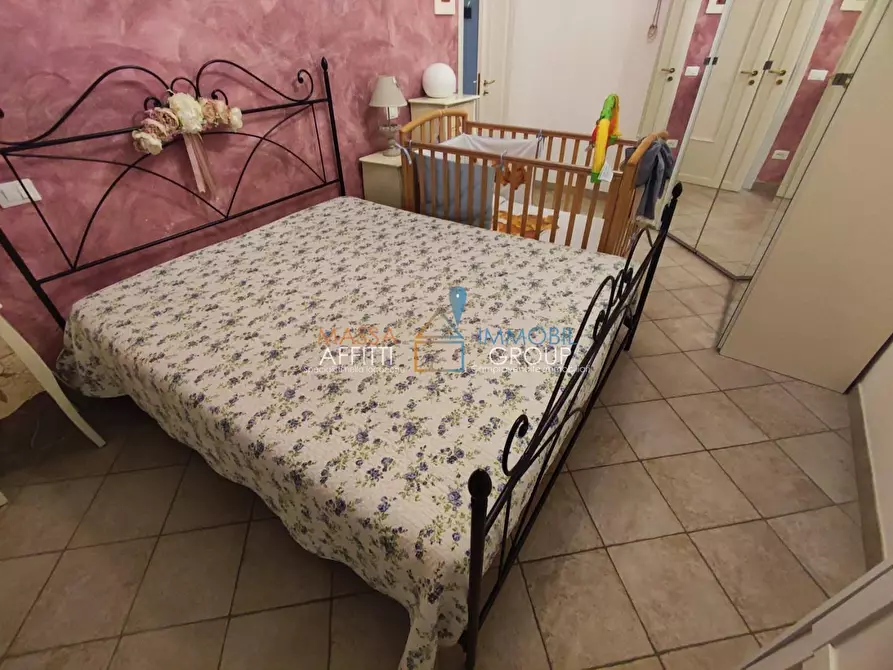 Immagine 9 di Trilocale in vendita  in Viale Giacomo Puccini 17 a Massa