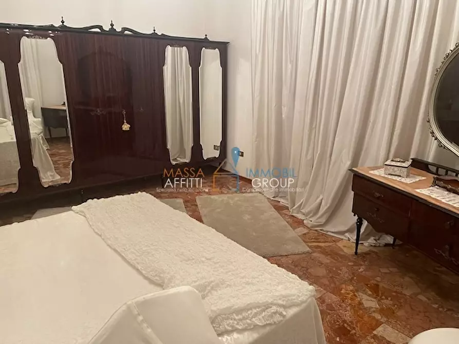 Immagine 19 di Porzione di casa in vendita  in Via San Vitale 58 a Massa