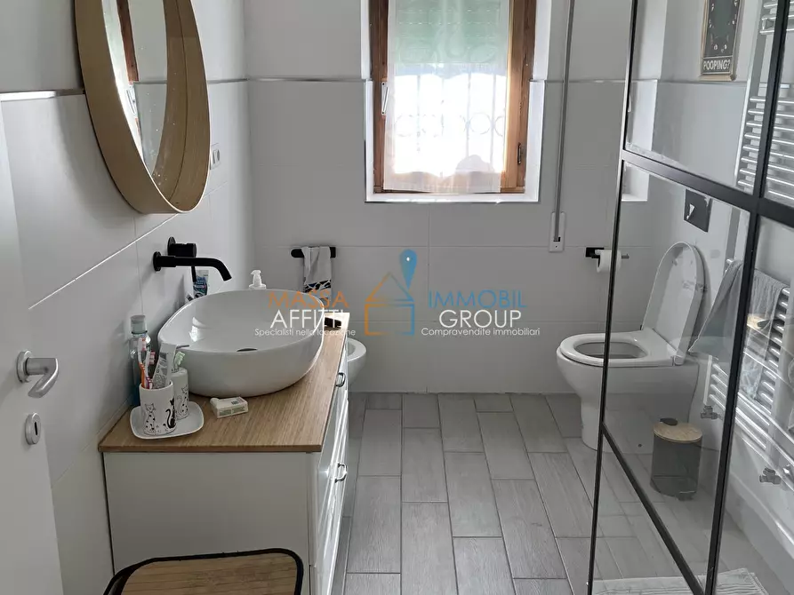 Immagine 15 di Porzione di casa in vendita  in Via Trieste 12 a Carrara