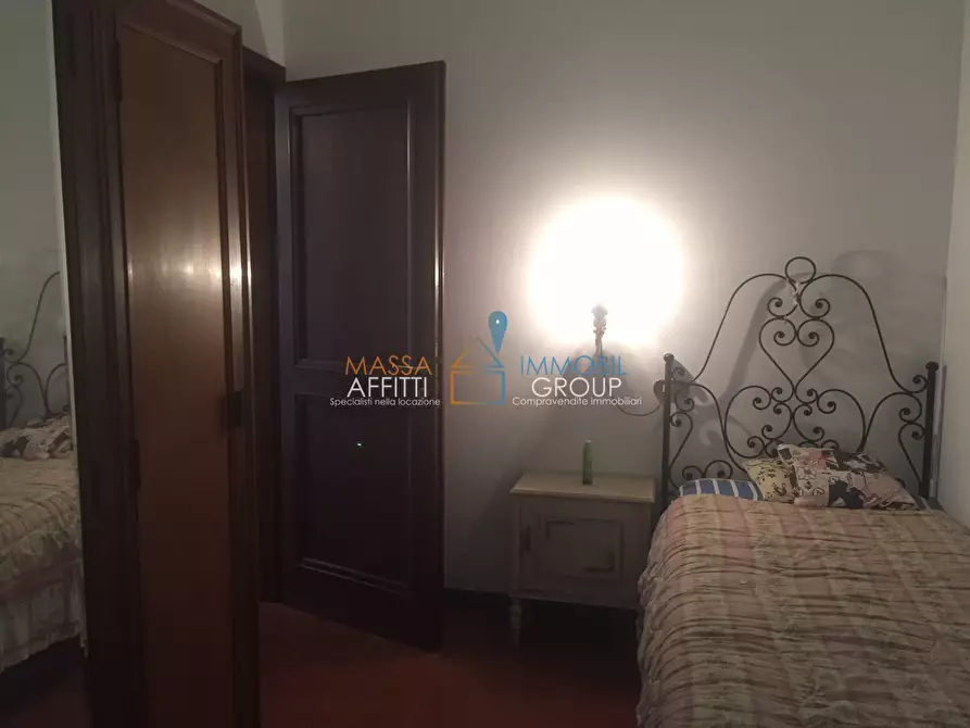 Immagine 9 di Villa in vendita  in Via dei Colli 88 a Massa