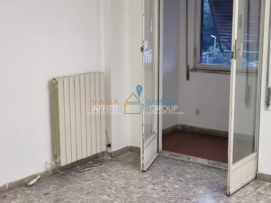 Immagine 25 di Ufficio in affitto  in Via Giovanni Sforza 12 a Massa