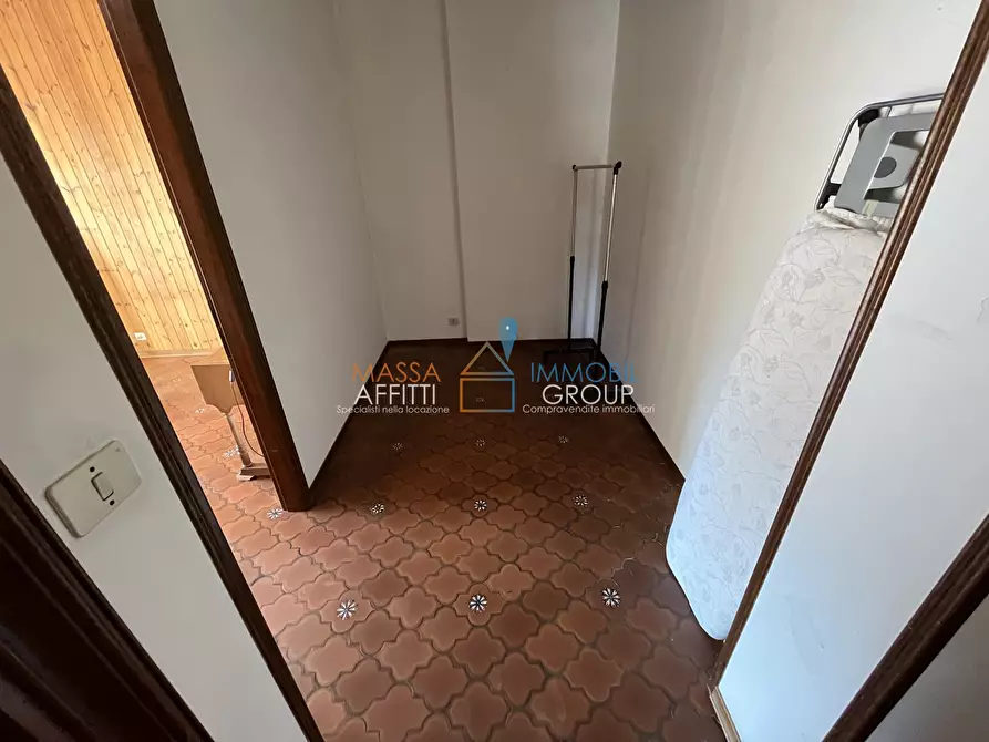 Immagine 16 di Pentalocale in vendita  in Via Giorgini G. Battista 1 a Massa