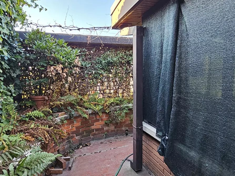 Immagine 31 di Attico in vendita  in viale san gimignano 8 a Milano