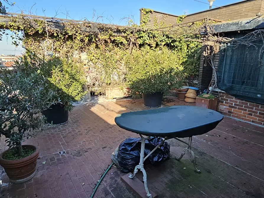 Immagine 32 di Attico in vendita  in viale san gimignano 8 a Milano