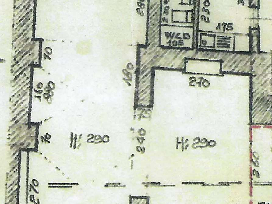 Immagine 19 di Locale commerciale in vendita  in Via Antonio Gramsci 12 a Alassio