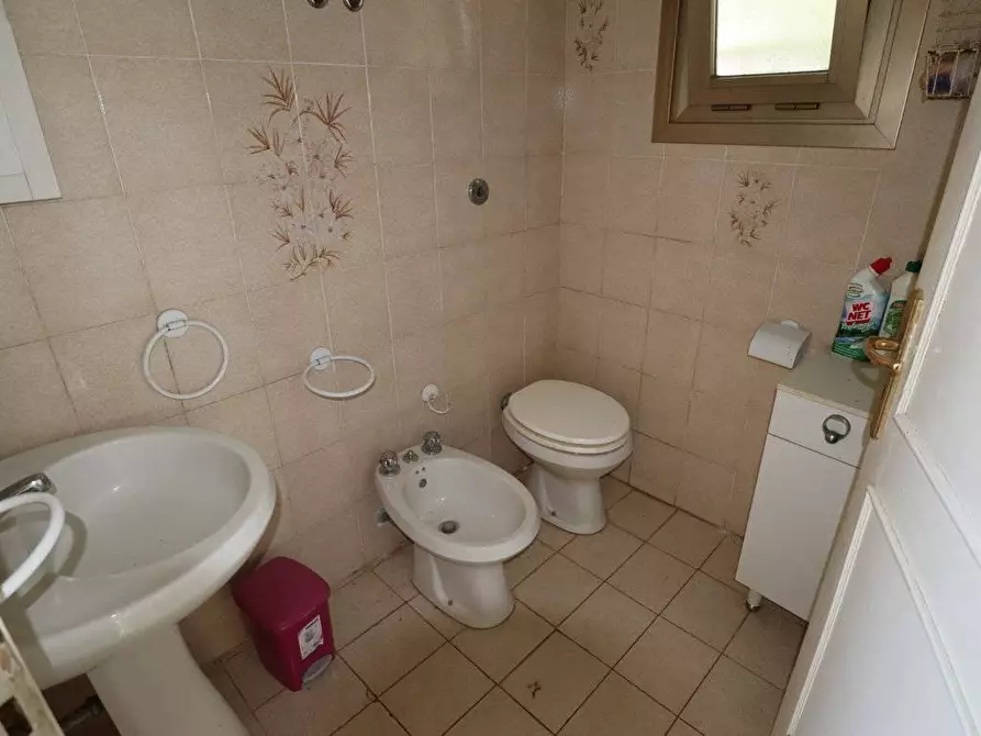 Immagine 15 di Villa in vendita  in viale olanda a Andora