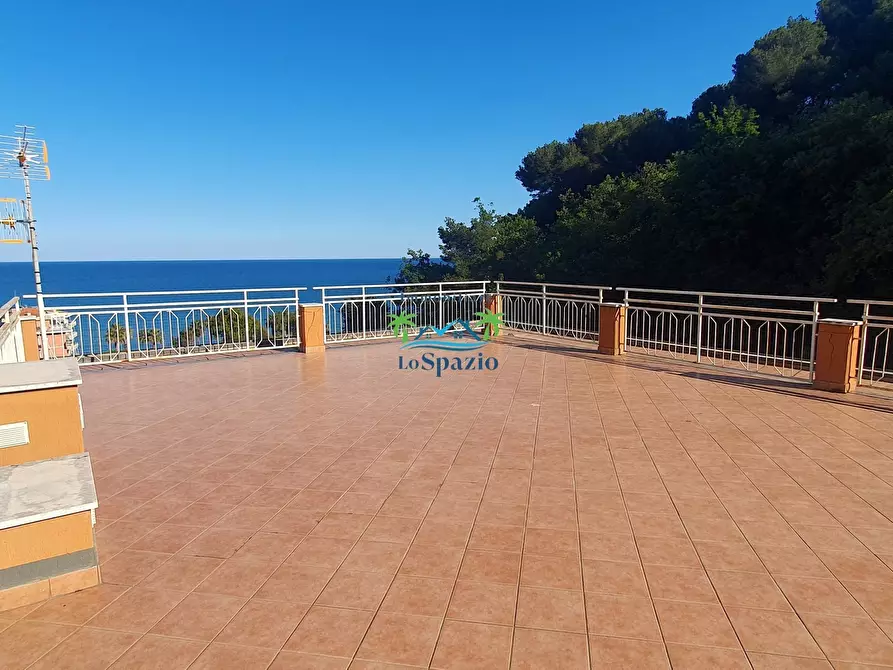 Immagine 21 di Bilocale in vendita  in Via Aurelia 224 a Andora