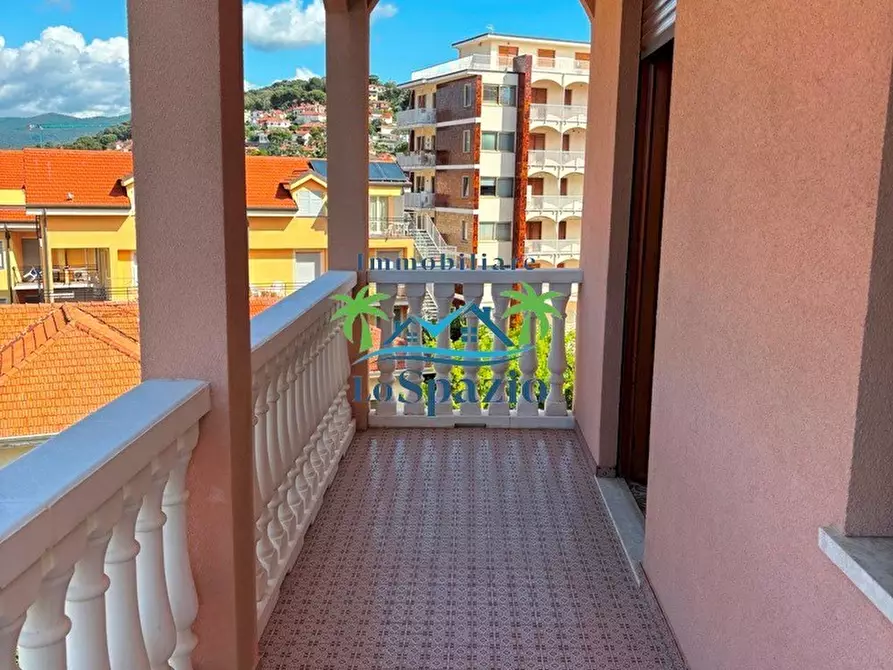 Immagine 8 di Trilocale in affitto  in via aurelia 118 a Andora