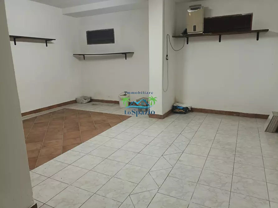 Immagine 3 di Garage in vendita  in via rattalino 26 a Andora