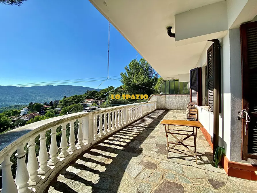 Immagine 32 di Villa in vendita  in via soprana 21 a Andora