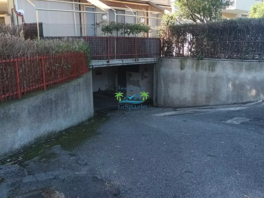 Immagine 7 di Garage in vendita  in via rattalino 26 a Andora