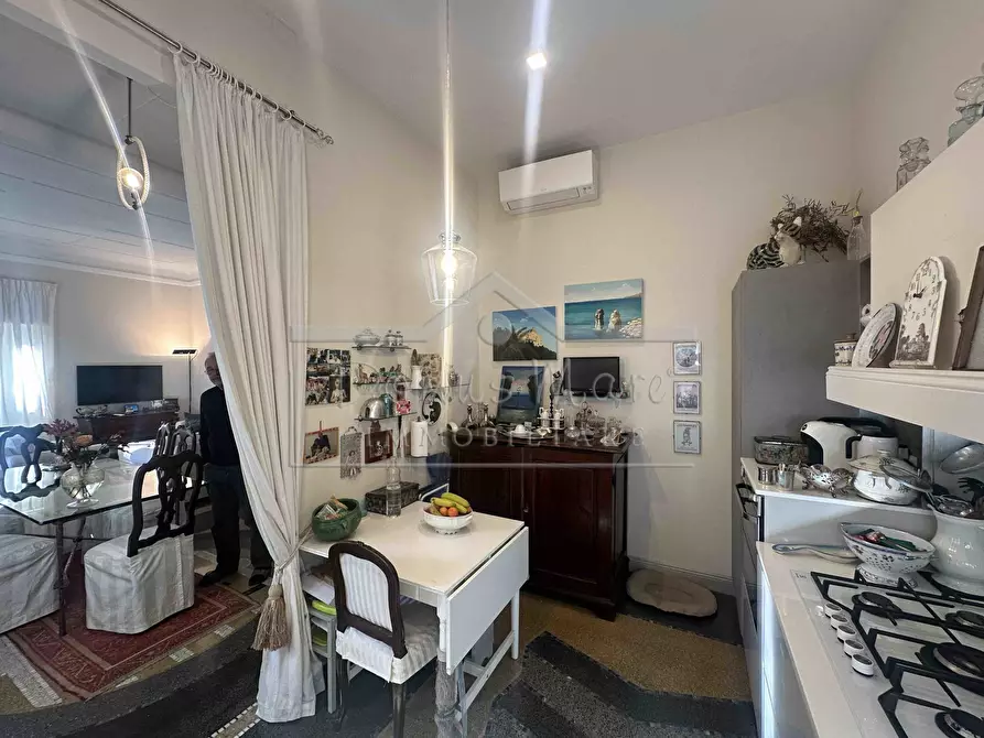 Immagine 17 di Pentalocale in vendita  in Via Beato Formica 4 a Savona