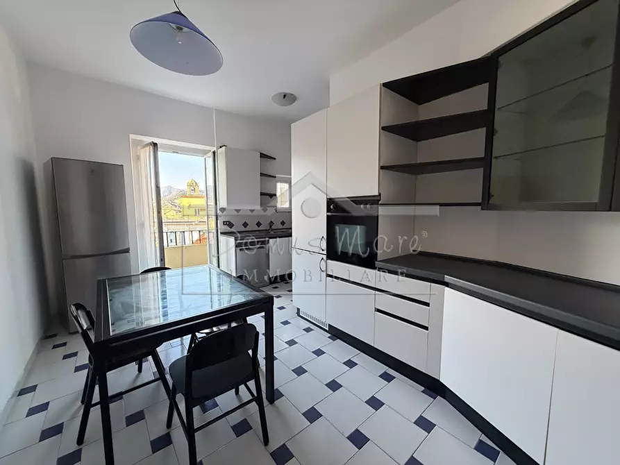 Immagine 12 di Quadrilocale in affitto  a Savona