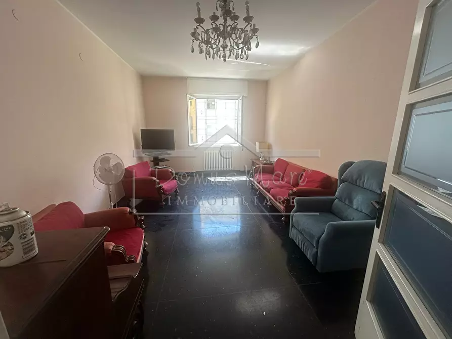 Immagine 7 di Pentalocale in vendita  in Via Orefici 3 a Savona