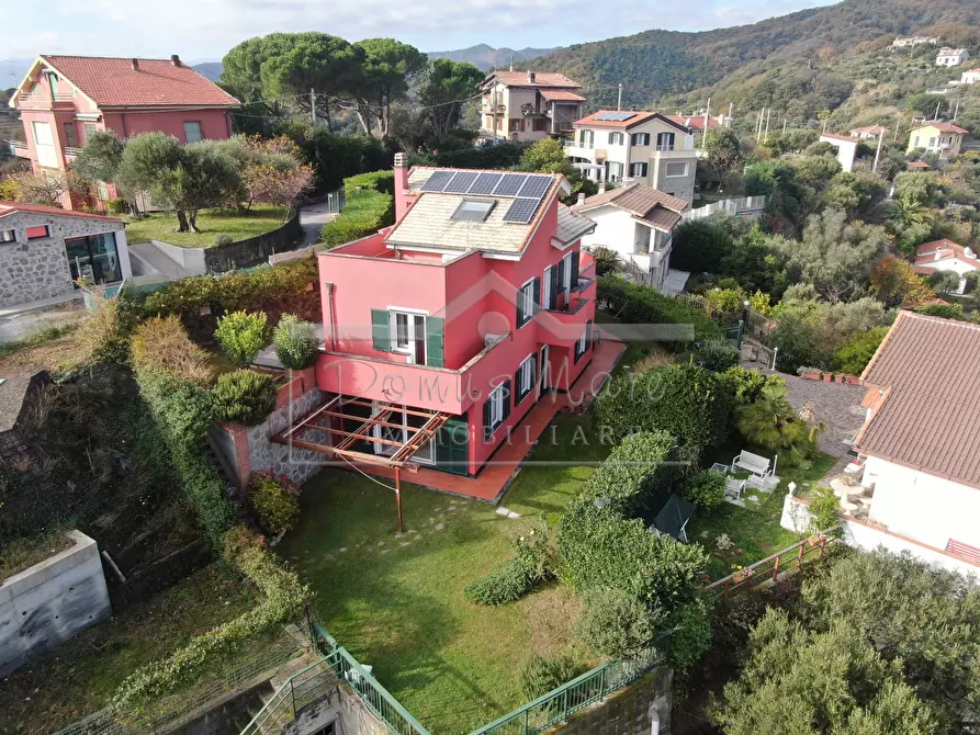 Immagine 28 di Villa in vendita  a Celle Ligure