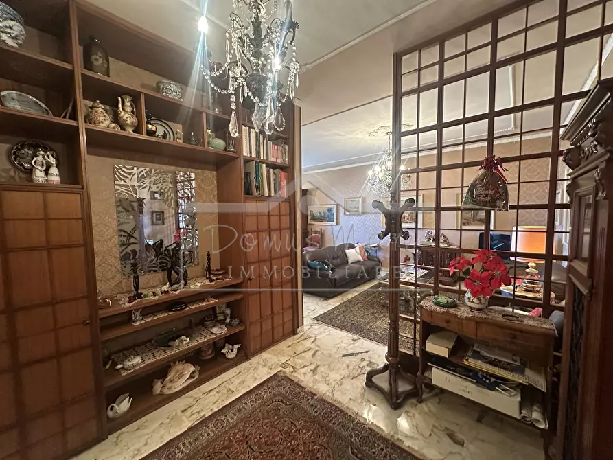 Immagine 8 di Pentalocale in vendita  a Savona