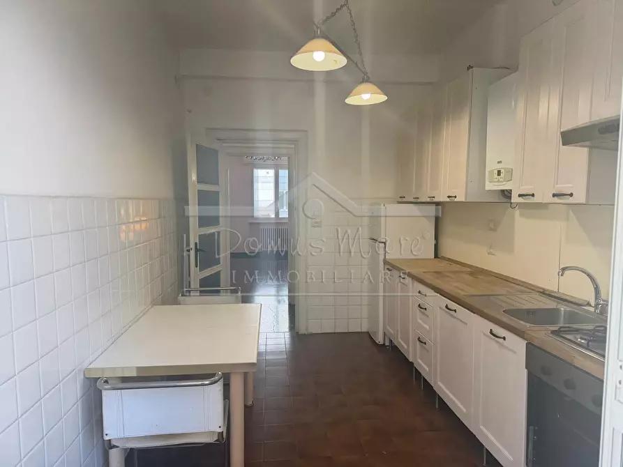 Immagine 18 di Pentalocale in vendita  in Via Orefici 3 a Savona