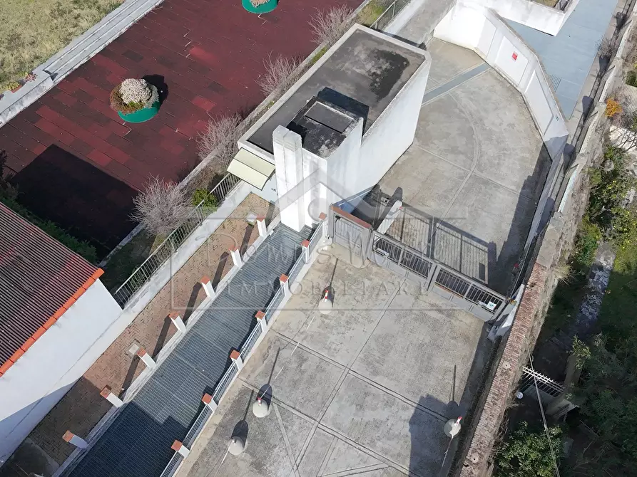 Immagine 1 di Garage in vendita  in Via Davide Caminati 6 a Savona