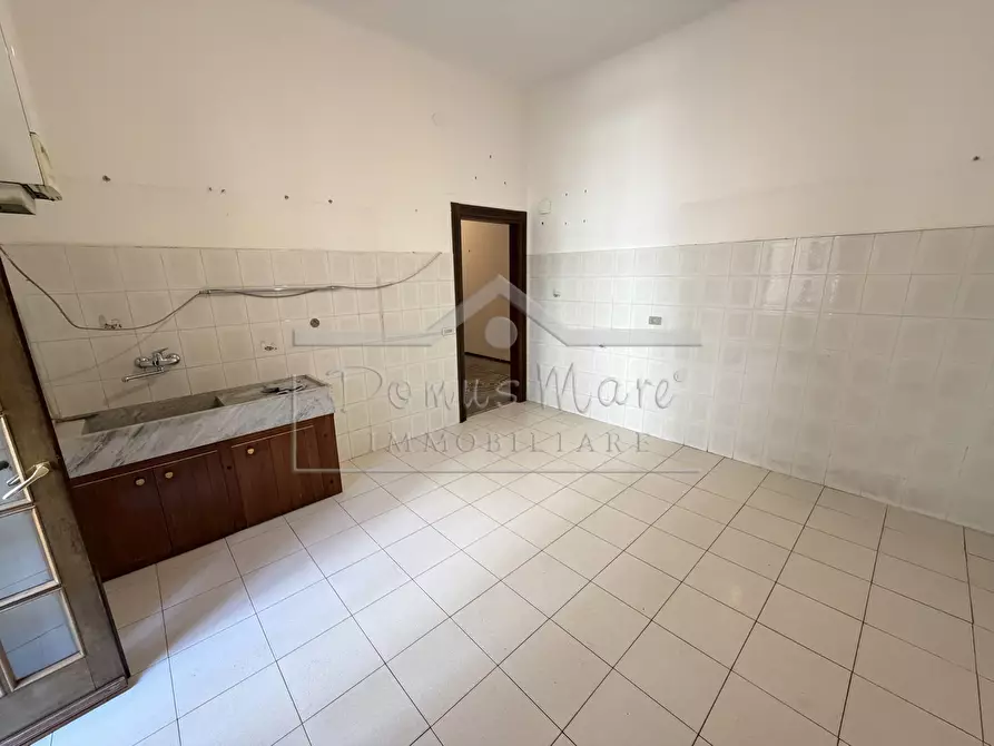 Immagine 20 di Quadrilocale in vendita  a Vado Ligure