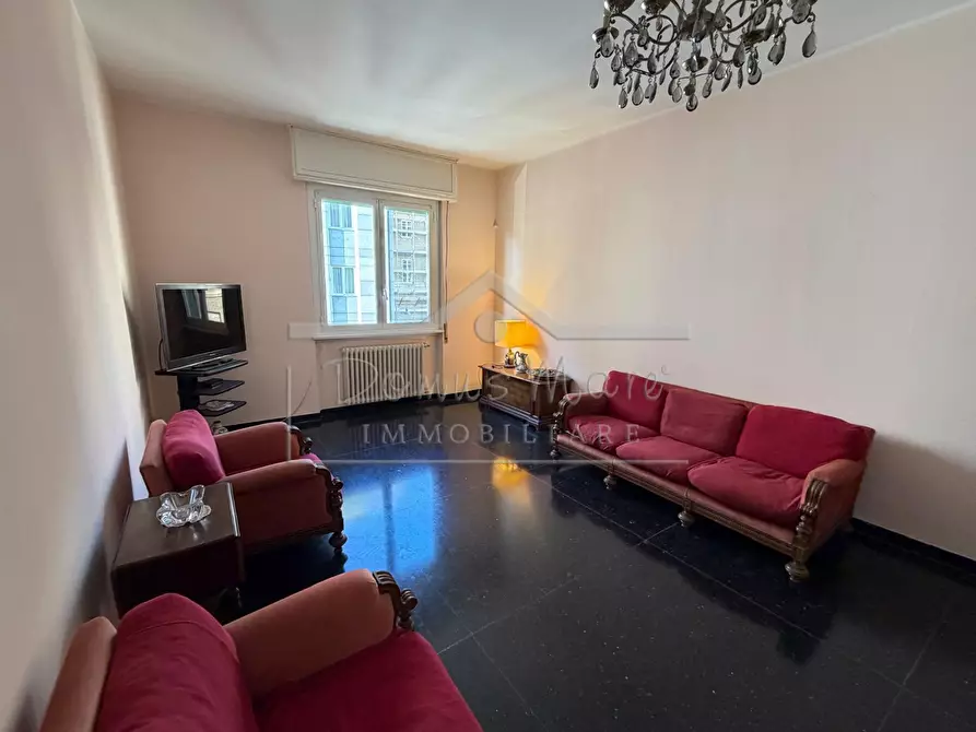 Immagine 11 di Pentalocale in vendita  in Via Orefici 3 a Savona