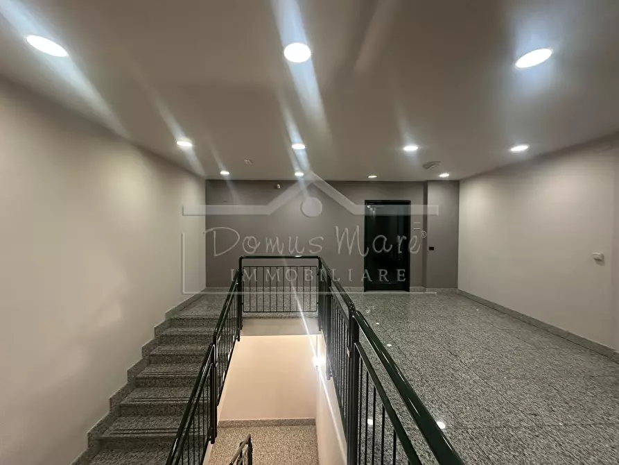 Immagine 17 di Ufficio in affitto  in via bartolomeo guidobono 137 r a Savona