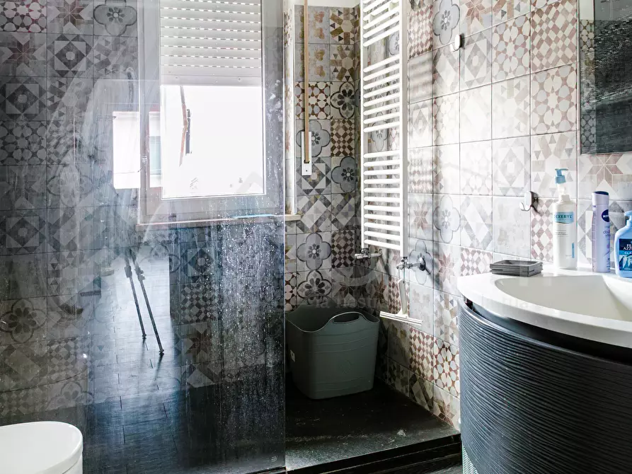 Immagine 70 di Pentalocale in vendita  in Via dell'Alloro a Livorno