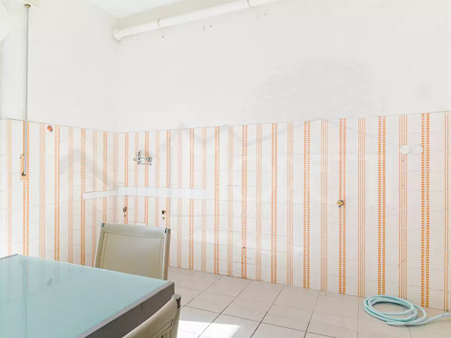 Immagine 18 di Quadrilocale in vendita  in Via del Vigna a Livorno