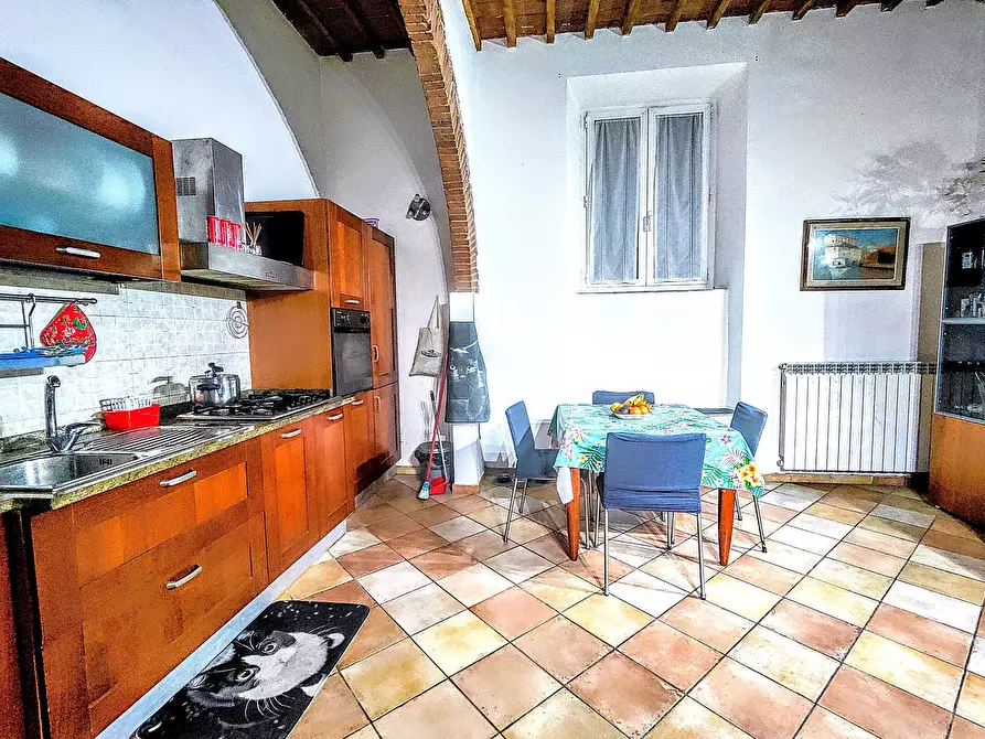 Immagine 13 di Bilocale in vendita  in Via Micali a Livorno