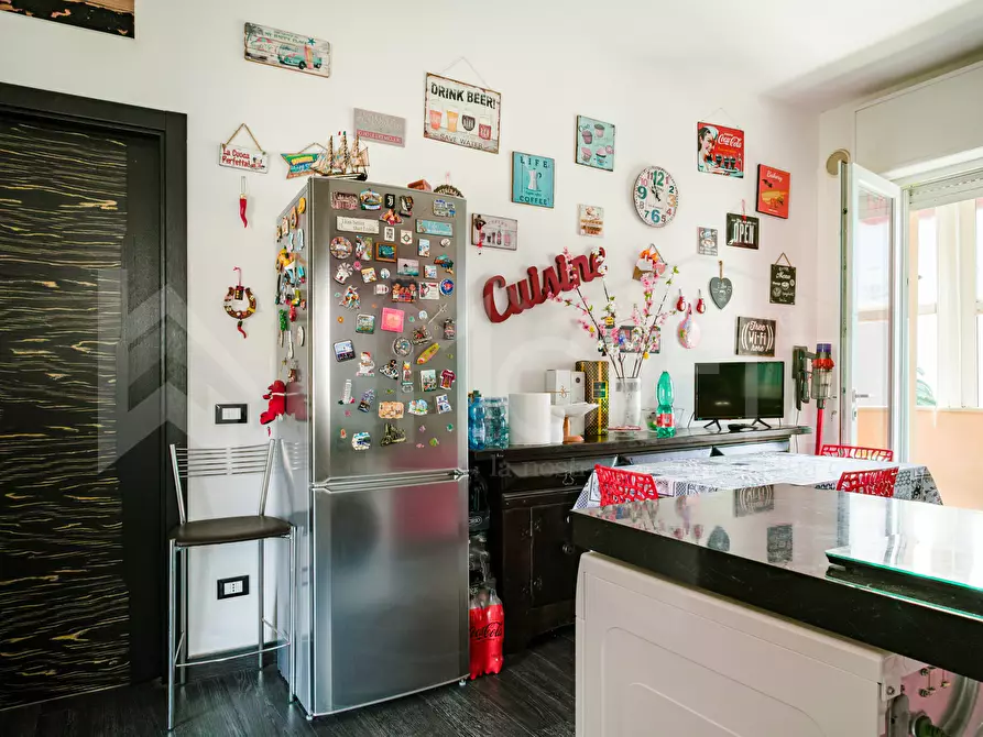 Immagine 37 di Pentalocale in vendita  in Via dell'Alloro a Livorno