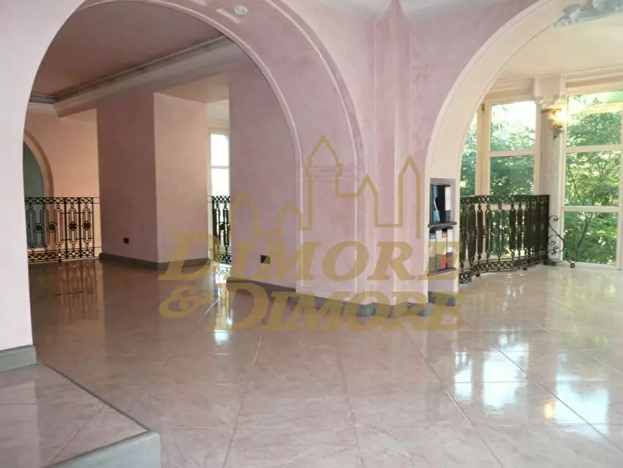 Immagine 12 di Villa in vendita  in Via Ciro Menotti 3 a Luino